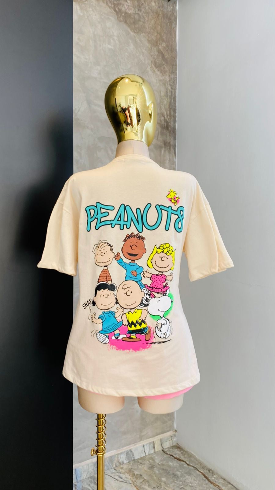 T-shirt peanut and friends