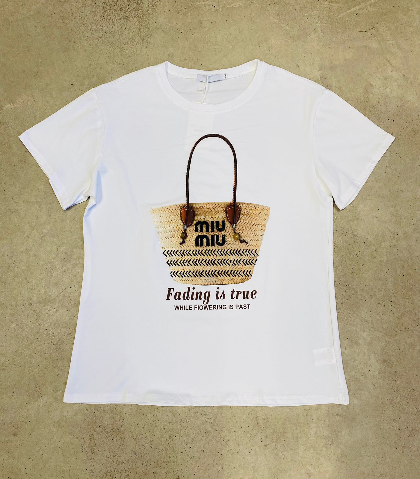 T SHIRT MIU DETALLES CRISTALES COTTON FRESH