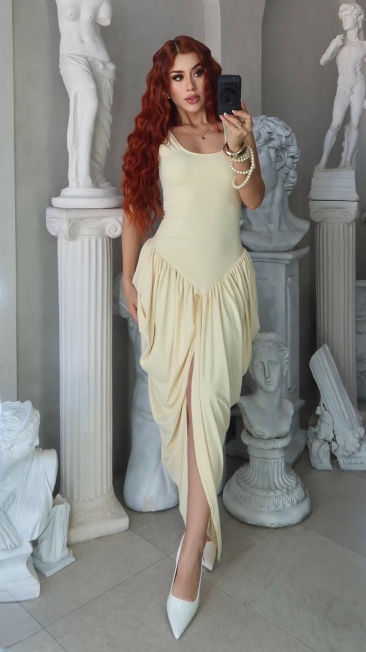 vestido drapeado marzo