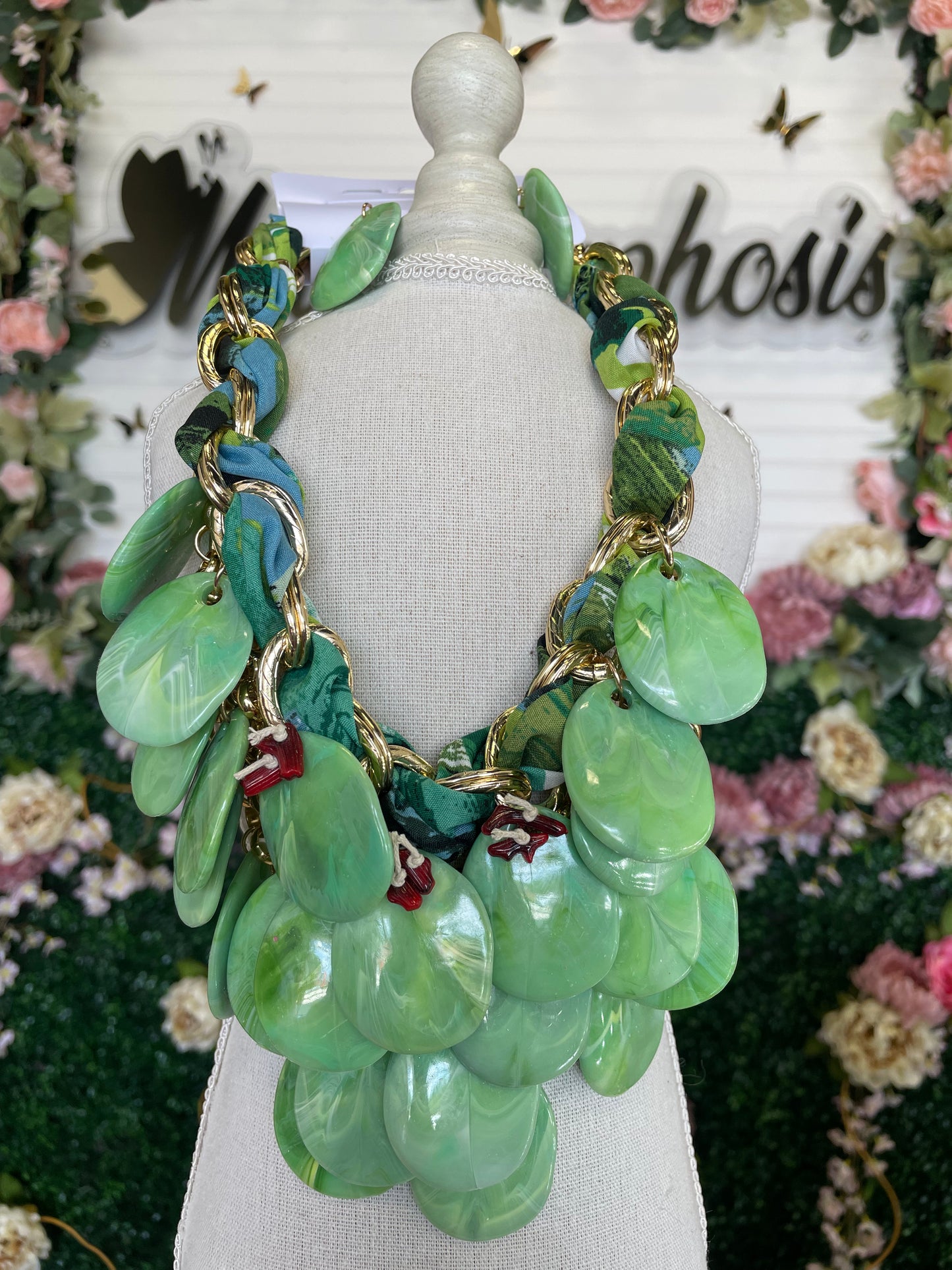 Maxi collar Nacar