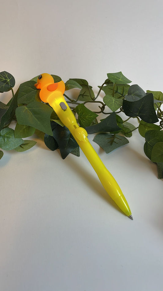 Duck pen