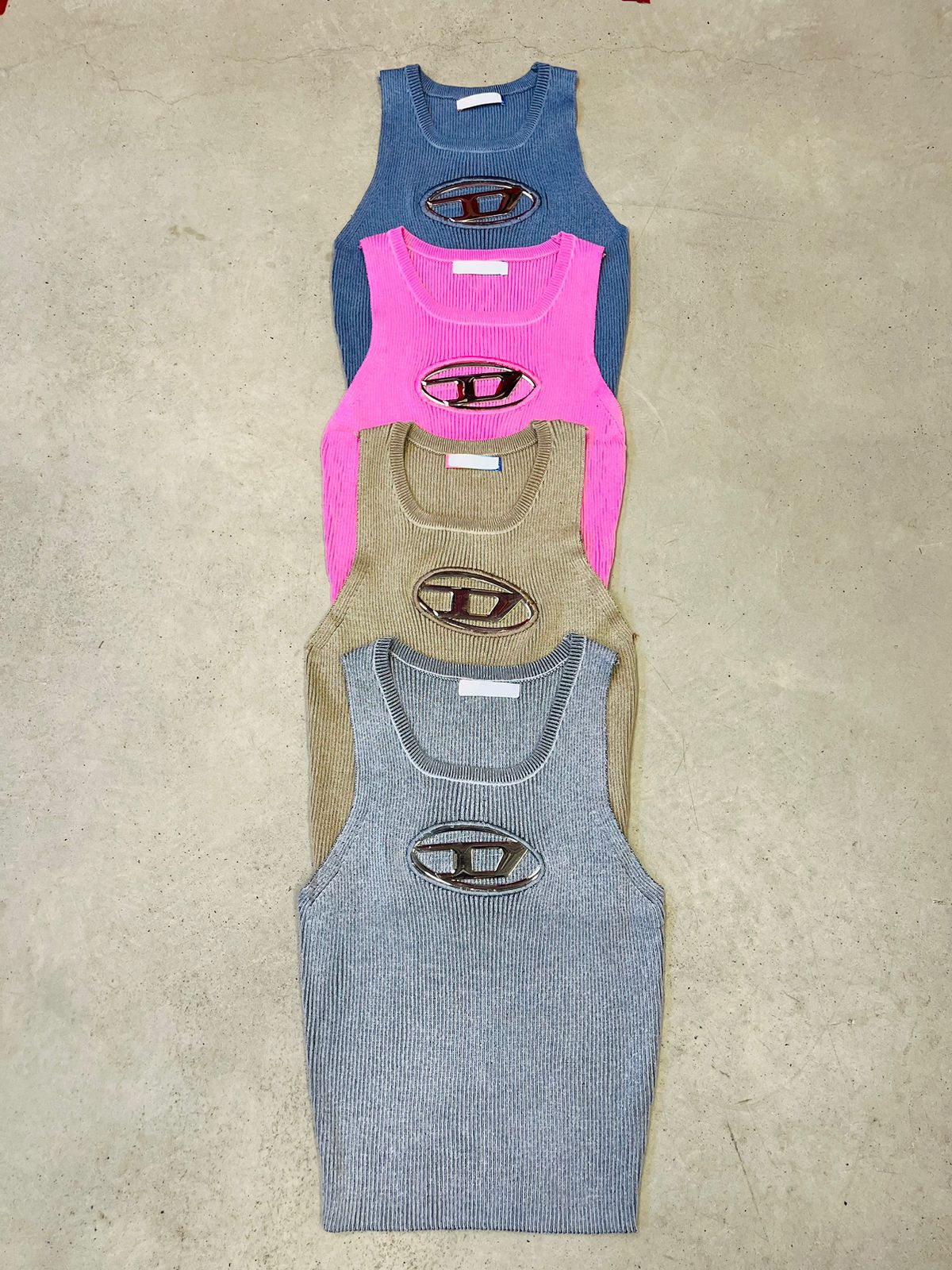 Blusa Inspo Diesel Tejido Canale Placa Metal