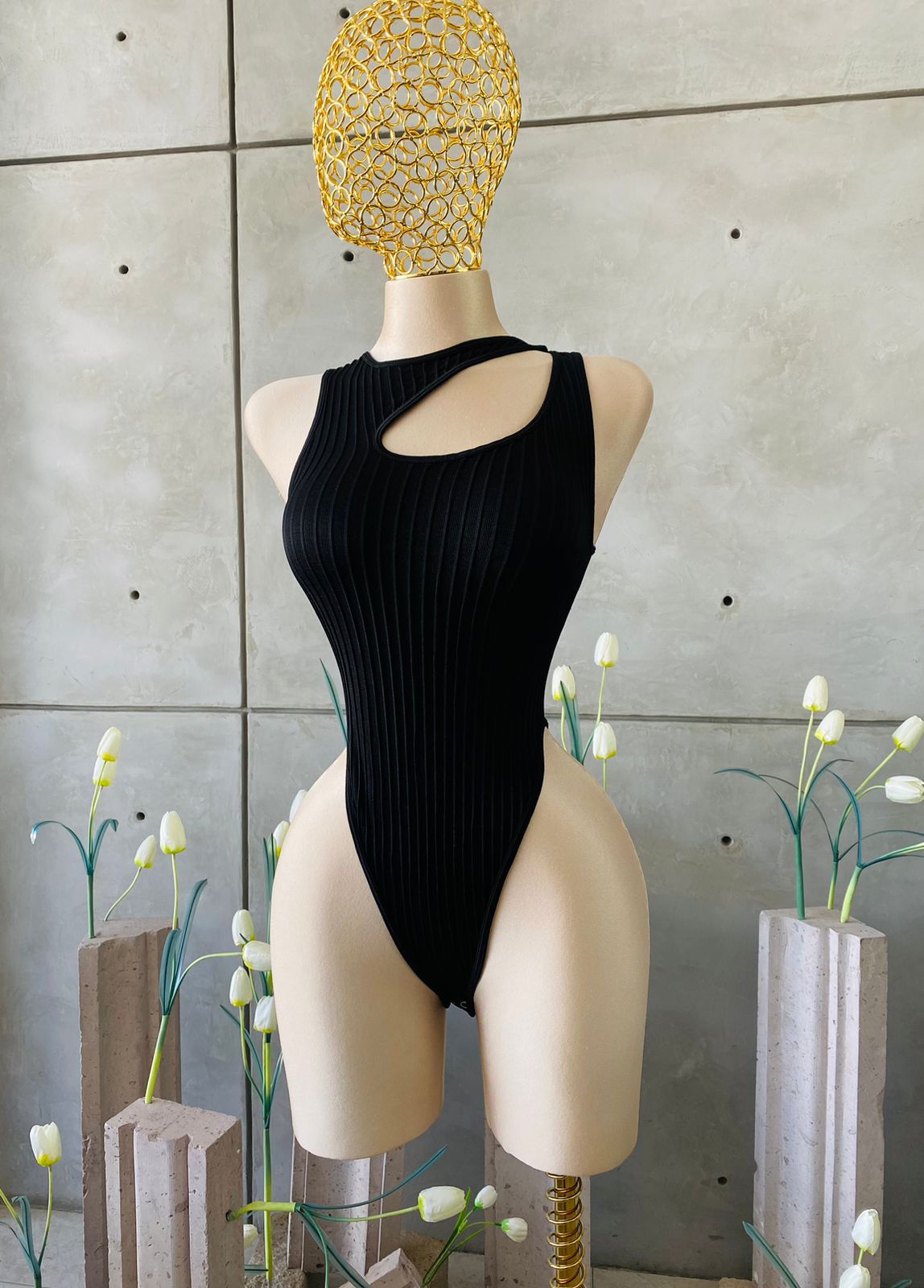 BODYSUIT ALEXANDER ESCOTE ASIMÉTRICO LYCRA CONTROL🌸✨🍃