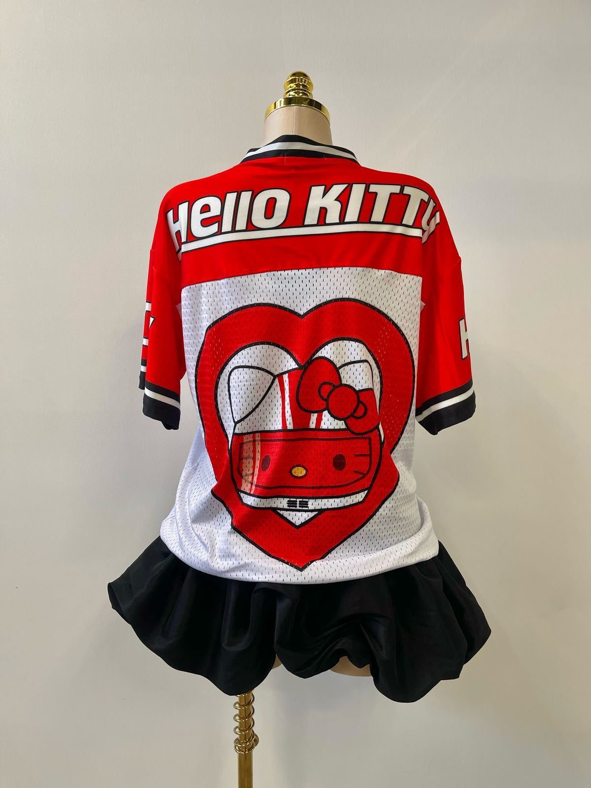 04A25 Jersey Hello Kitty Tokyo