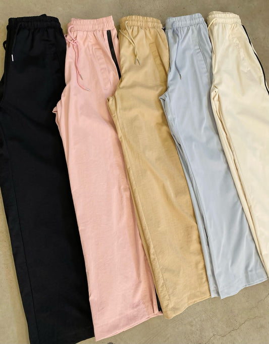 04A25 TRACK PANTS CIERRES FUNCIONABLES REPELENTE