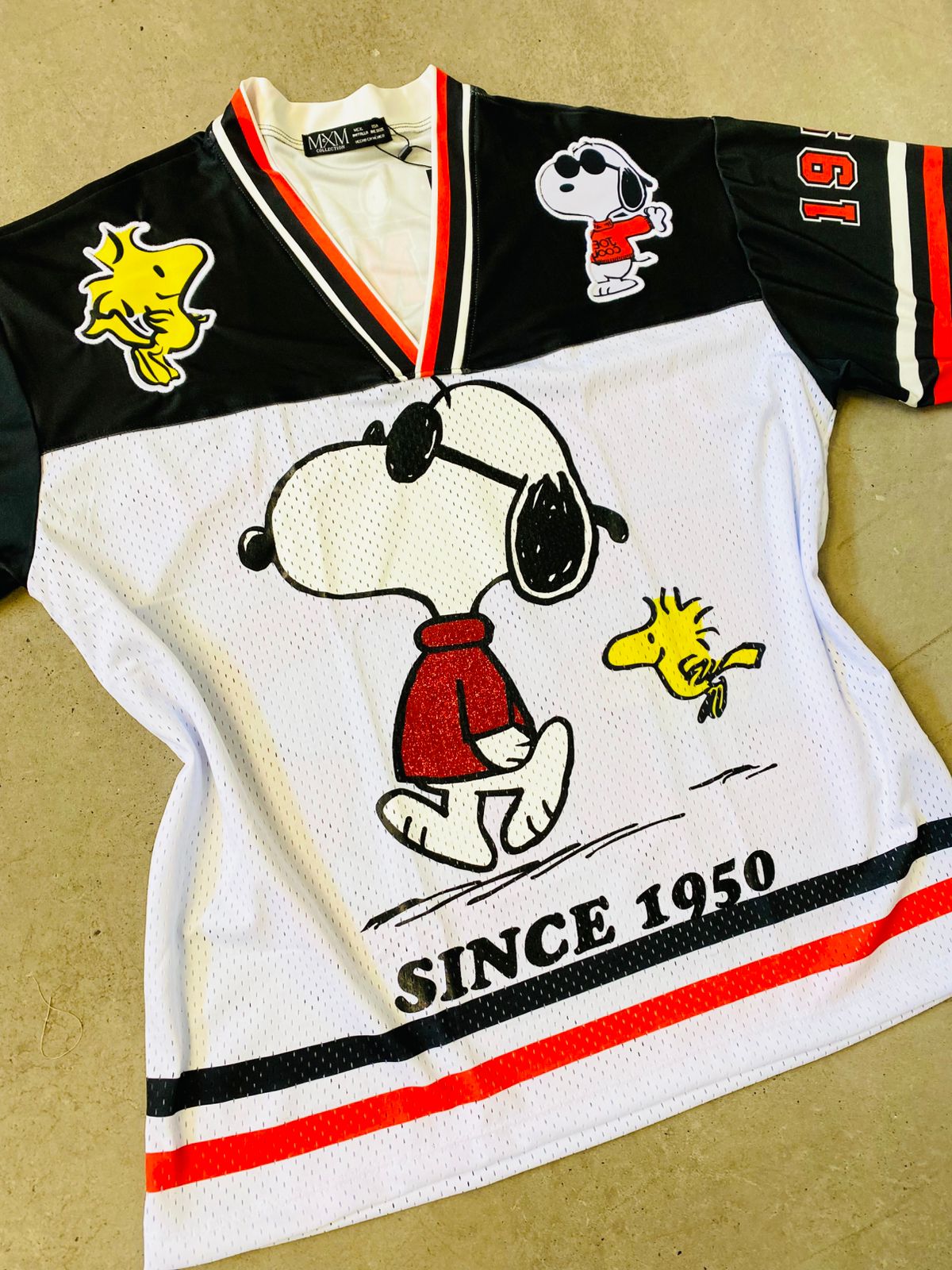 01MY25 JERSEY #73 SNOOPY 🐶BLACK 50 GLITTER & BORDADO FUSION TELAS✨🤍