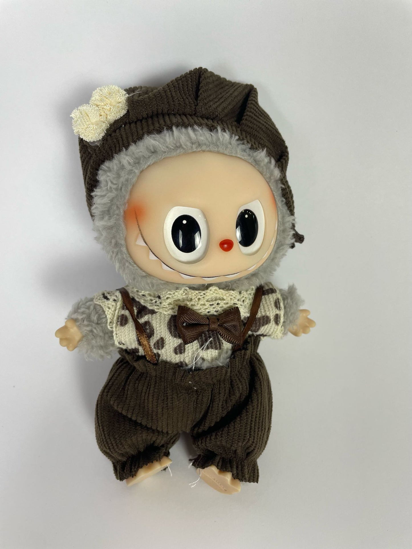 062725 Ropa Labubu