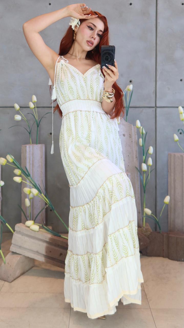MAXIVESTIDO BOHEMIO 🌾✨🤍 CHALLIE PRINT C/GOLD APLIC GUIPIUR