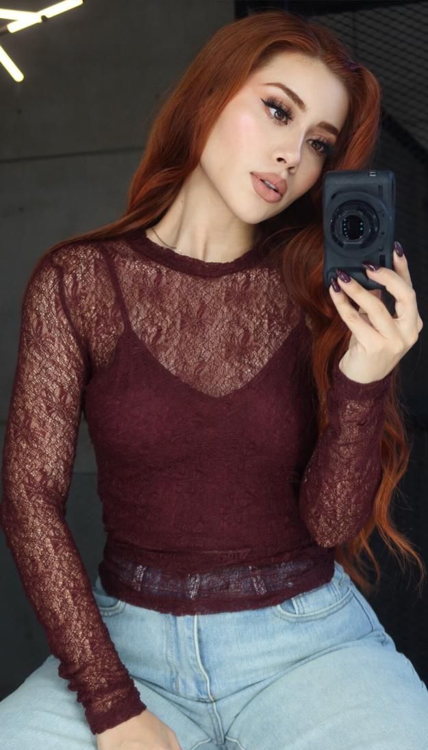 BLUSA TOP ENCAJE NOVIEMBRE