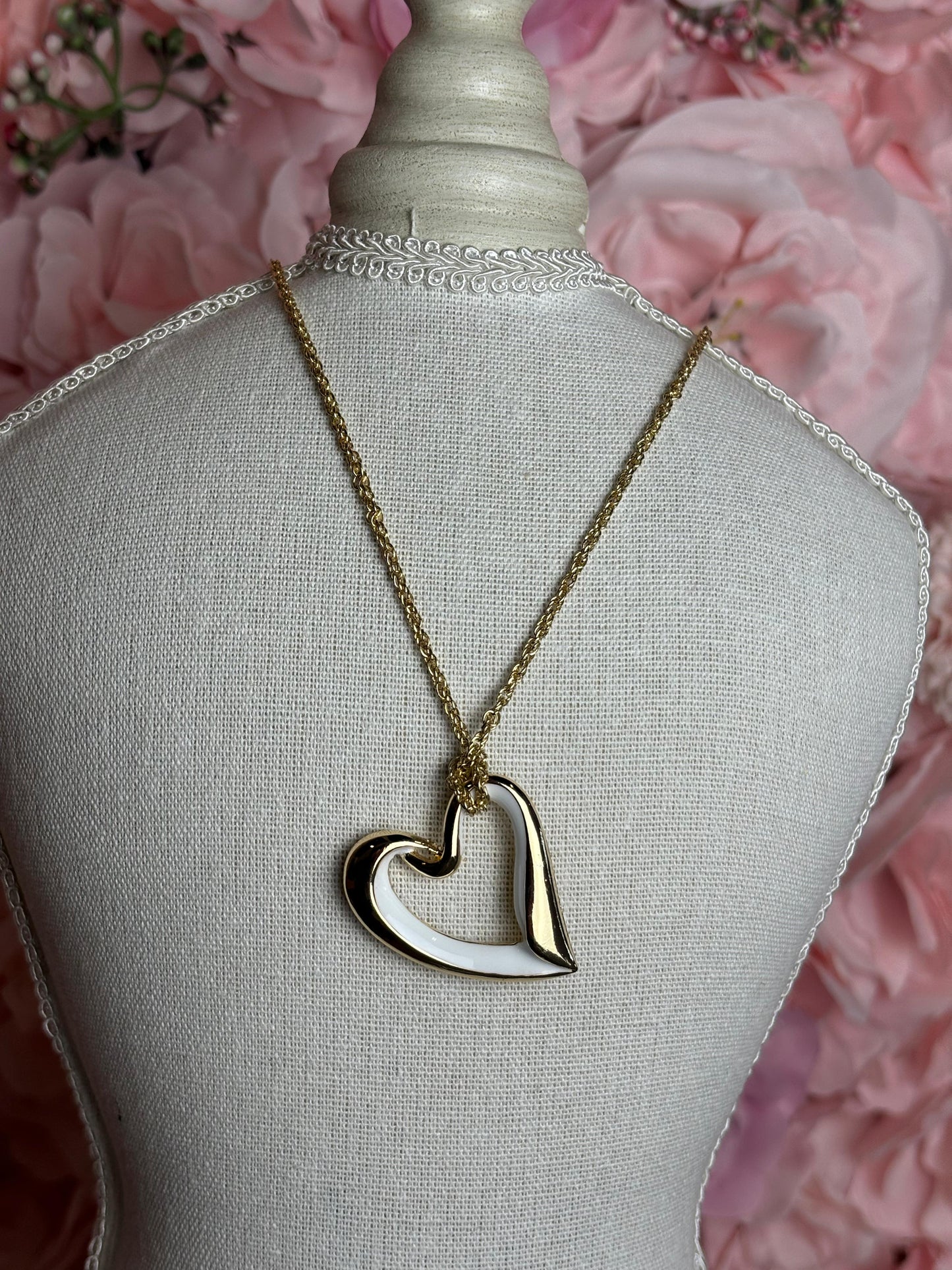 COLLAR CORAZON ENERO 10