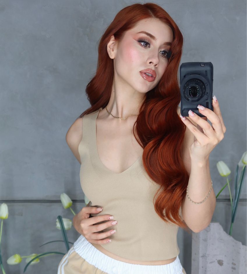 21M2025 BLUSA ALEXIA CORTE V TEJIDO DELUXE