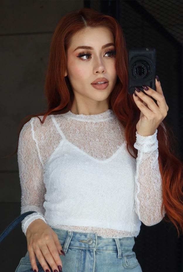 BLUSA TOP ENCAJE NOVIEMBRE